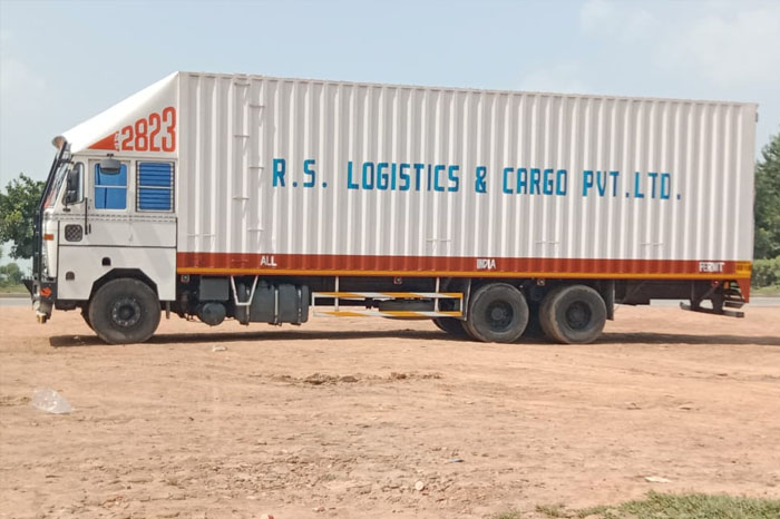 Truck loading goods commercial cargo transport India